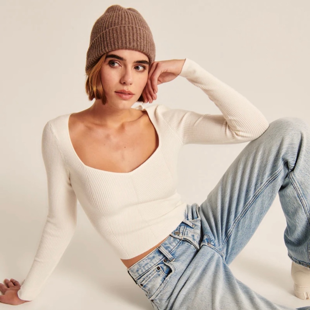New! Abercrombie LuxeLoft Sweater